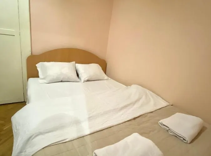 в центрі біля ратуші вулиця площа ринок 11 Apartment *